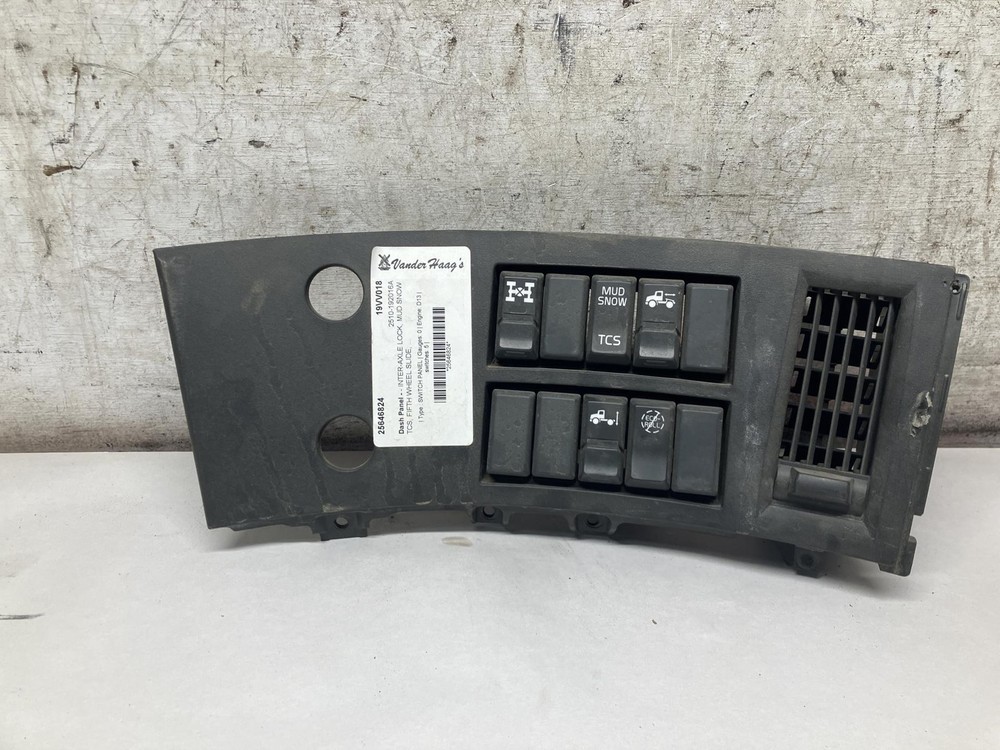 Volvo VNL SWITCH Dash Panel - Used