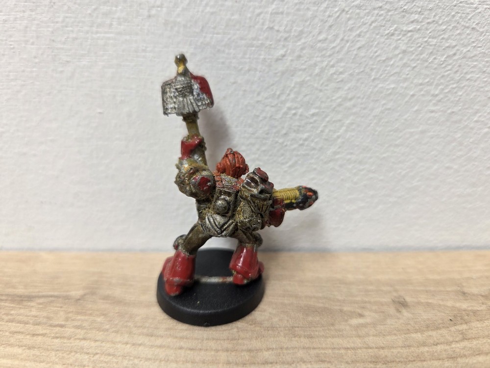 OOP Warhammer 40k Rogue Trader Space Marine Chaplain - Metal