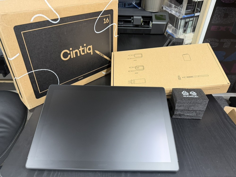 Wacom Cintiq 16 (2025)