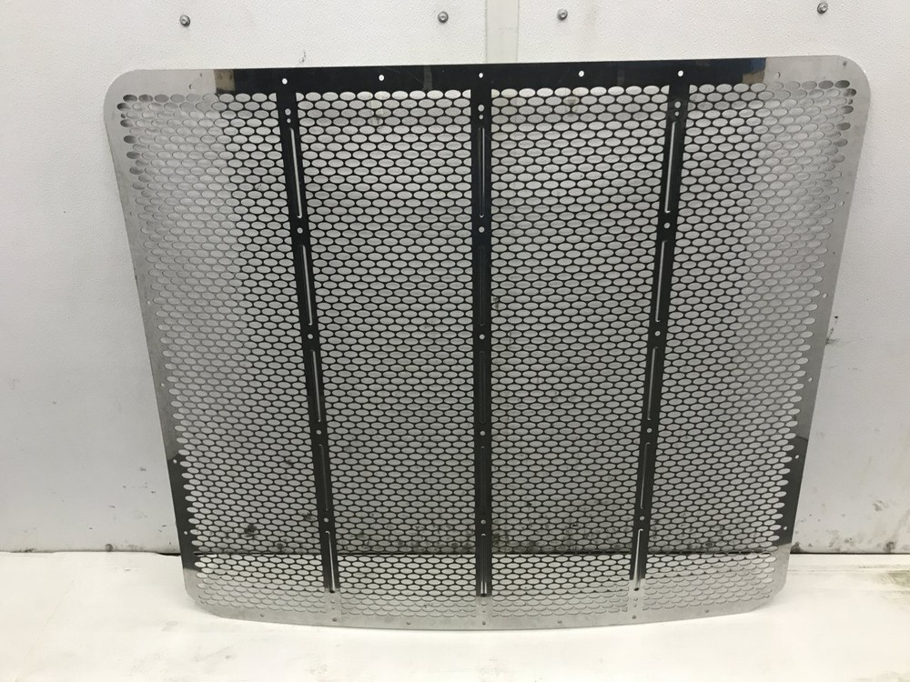 2010 Peterbilt 389 Grille