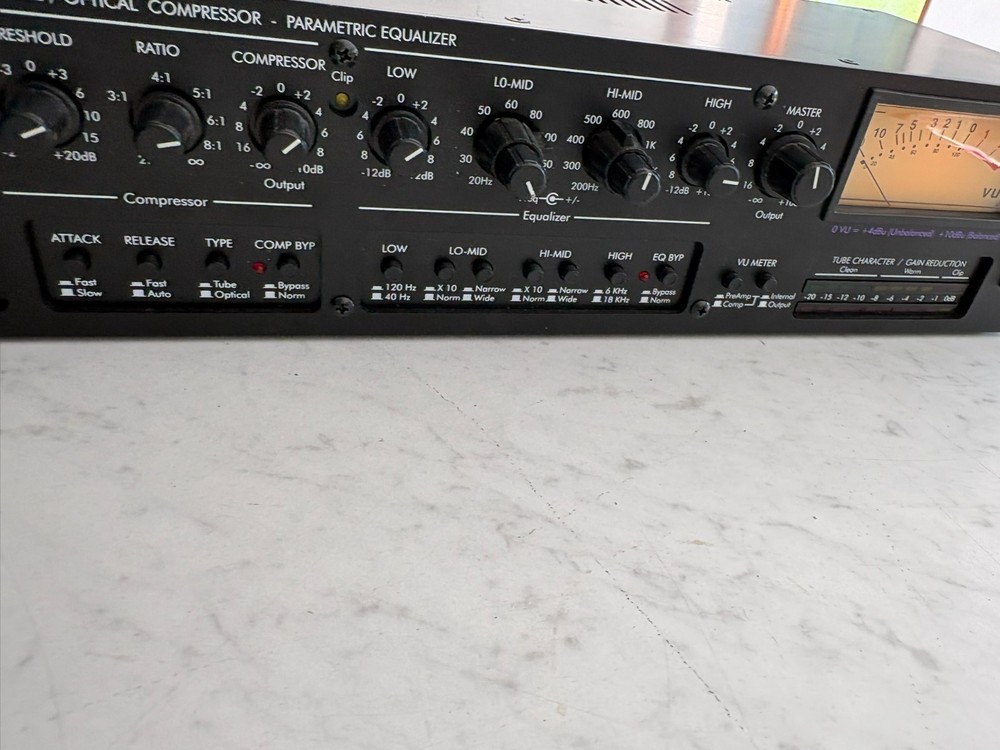 ART Pro Channel DJ Mixer Table