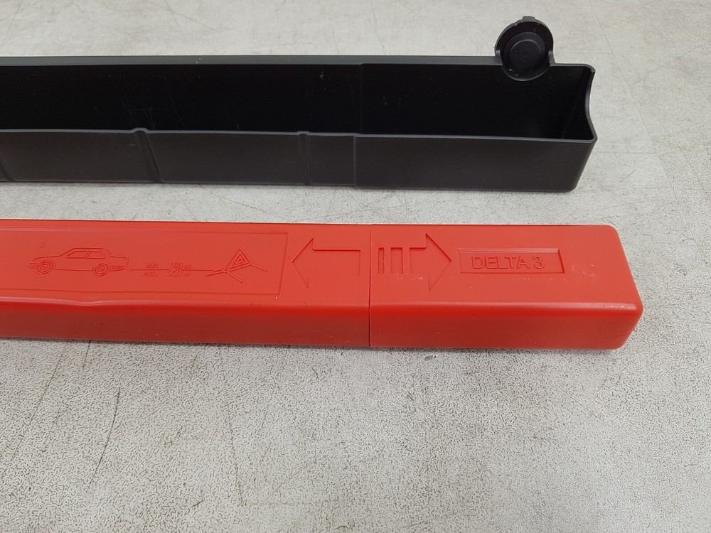 MERCEDES ML W164 EMERGENCY TRIANGLE WITH HOUSING