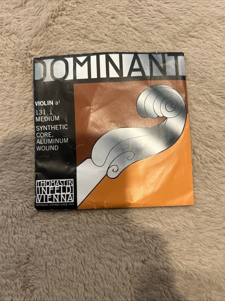 Dominant Violin 131 Medium