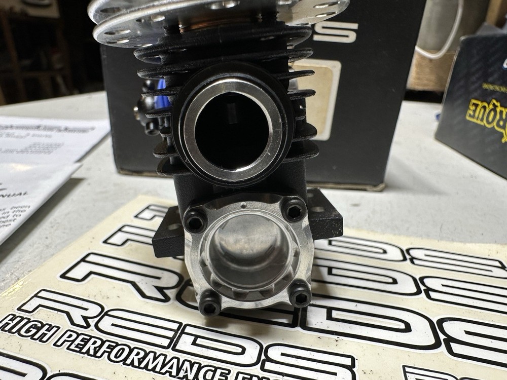 Reds M3T .12 Nitro Engine RARE Rc10gt