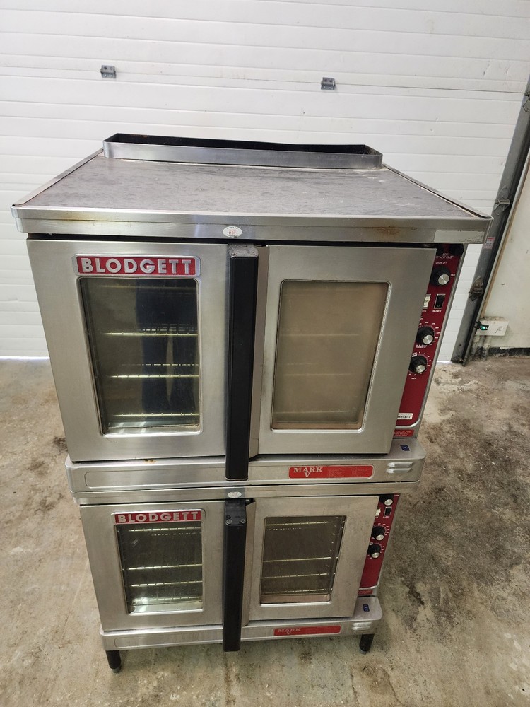Blodgett Mark V-III Double Stack Oven w/ Solid State Thermostat, 3ph - Clean!