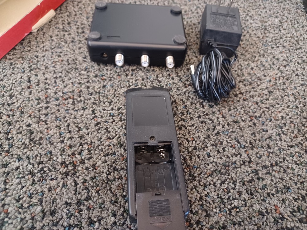 Zenith Allegro ALG 1180 Infrared Remote Control Video A-B Switch w/power supply