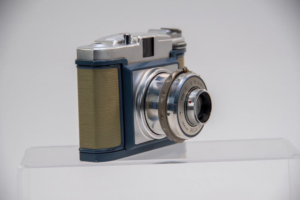 Bilora Bella 66 Vintage Camera - Untested, With Damaged Case - RARE!