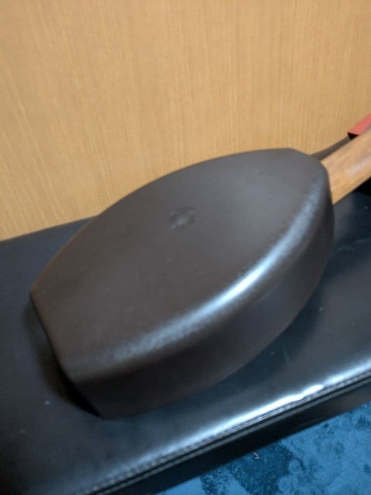 Ukulele Flea concert size rare walnut top no pattern