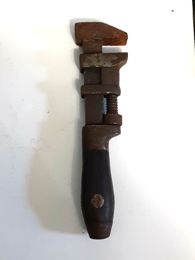 ANTIQUE 6 1/2" PIPE WRENCH MARKED
