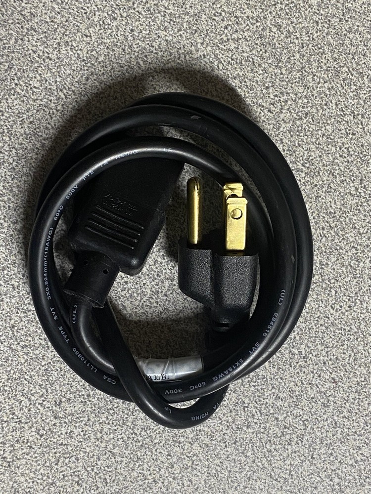 Extron Versa VYC 100N NTSC Video Decoder With Video IN And Y / C Cables.