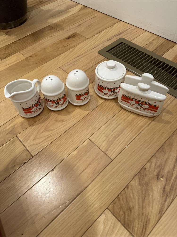 Stonewere 6-pc table set