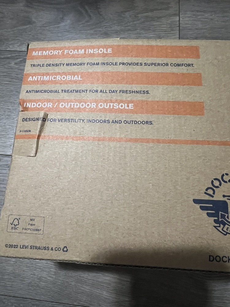 Dockers Memory Foam Slippers Size 7-8 New