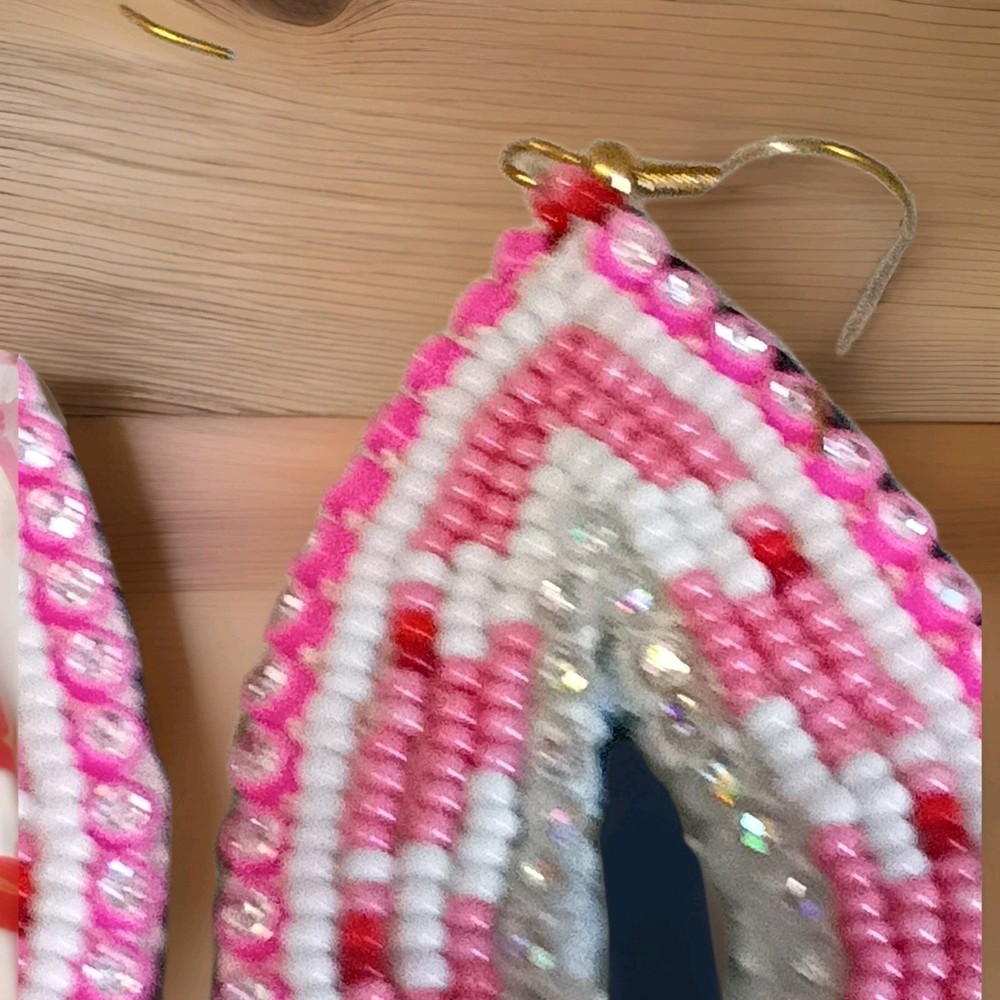 Native American Beaded Dangle Earrings 0079 D7