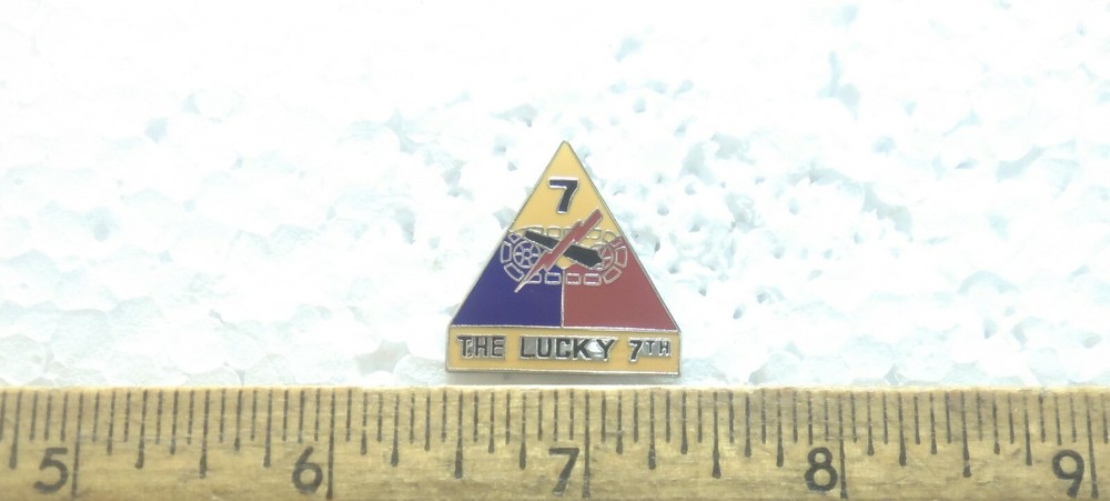 US Army - 7th Armored Division Pin