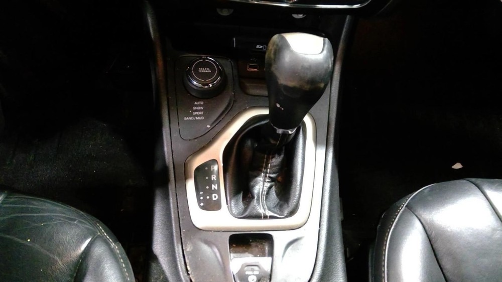 CHEROKEE  2017 Transmission Shift 1023087