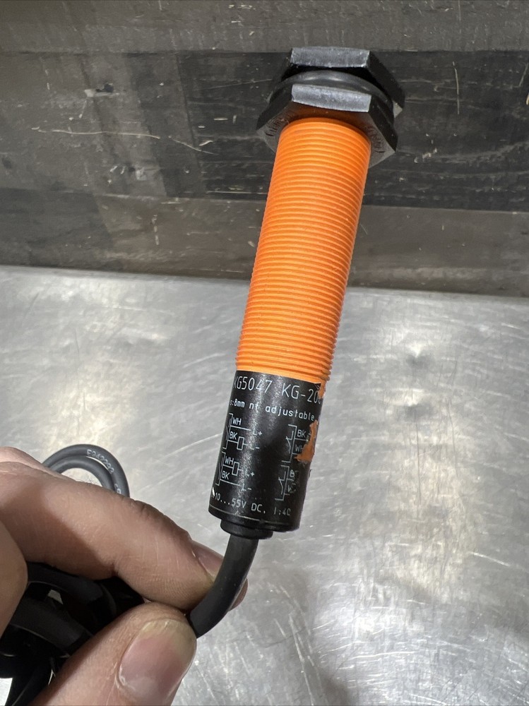 CONAIR material Hopper Model:DL ifm kg5047 Proximity Sensor