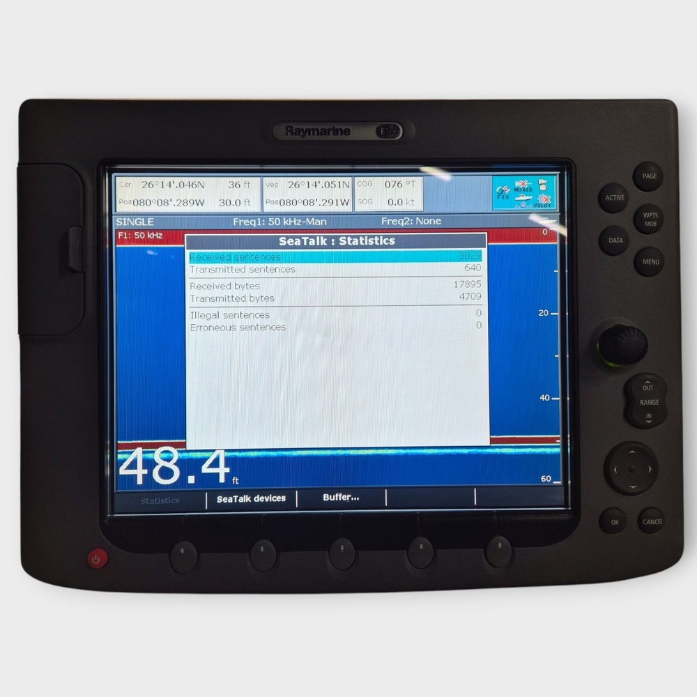 Raymarine E120 Classic Multifunction Display --E02013-- w/ Bezel and Sun Cover