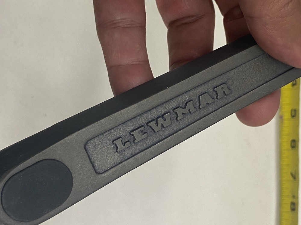 9" LEWMAR WINCH HANDLE