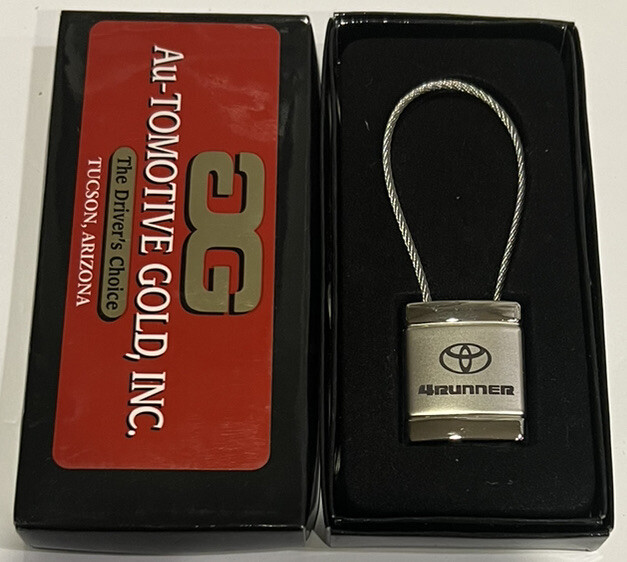 TOYOTA 4 RUNNER Wire Silver Square Key Chain