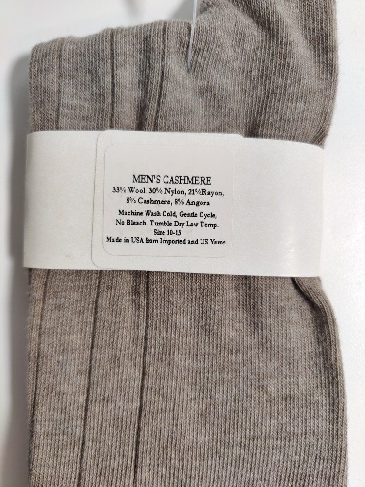b studio -men's socks - tan- Cashmere blend - Made in USA **E6**