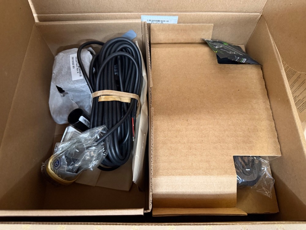 LOWRANCE Eagle 4X Sonar Fishfinder