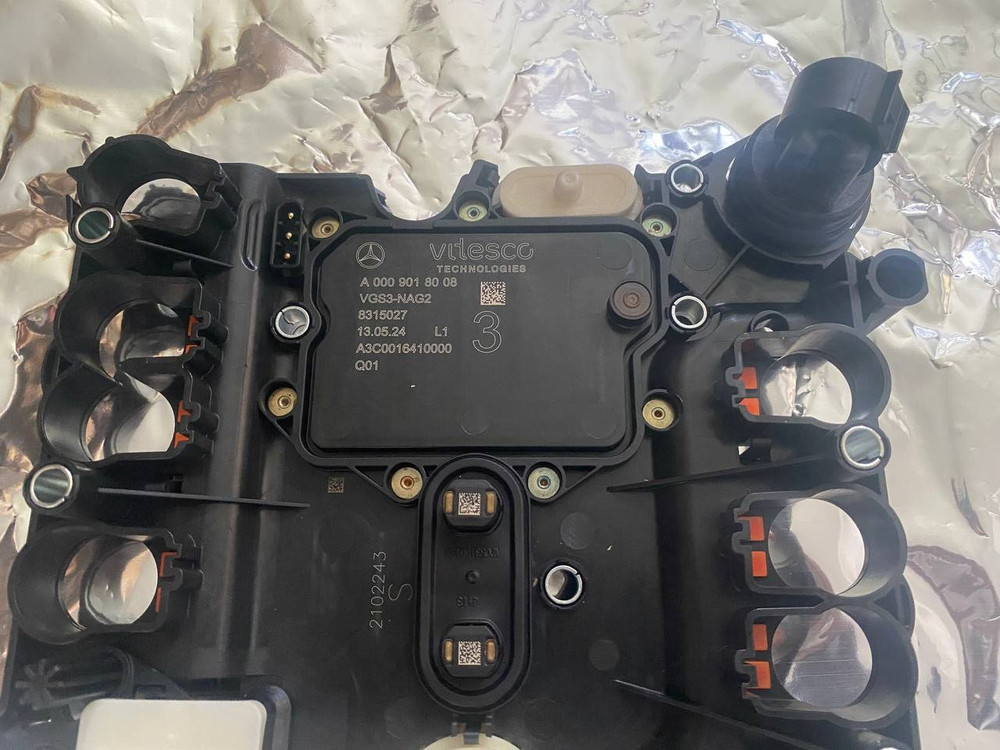 Original A0009018008 VGS3 ECU VIN Programmed Unit
