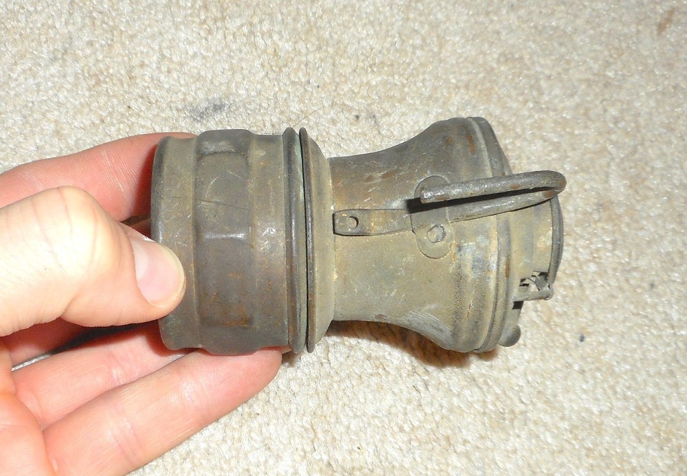 ANTIQUE AUTO LITE CARBIDE BICYCLE MINING LAMP LANTERN AS IS