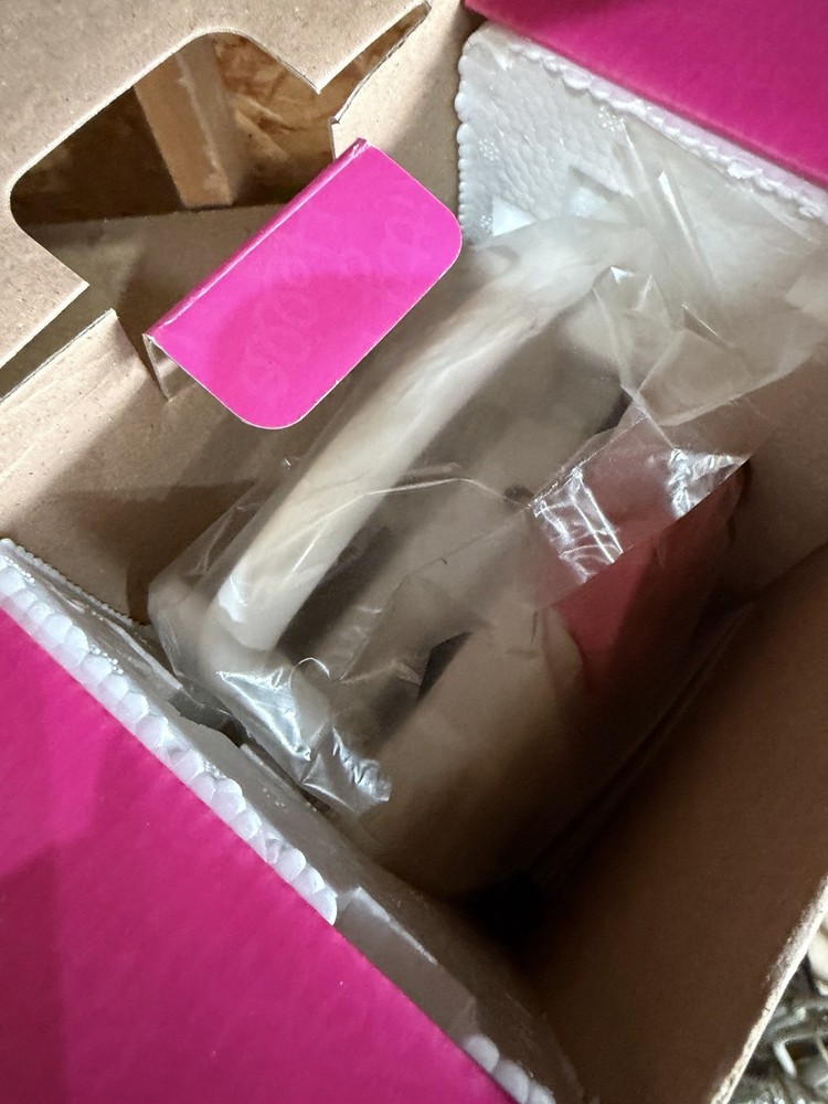 Hello Kitty Waffle Maker KT5221 New Open Box