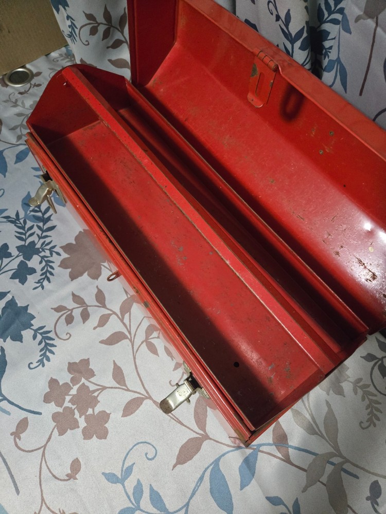 Vintage MAC Tools Portable Tool Box Red