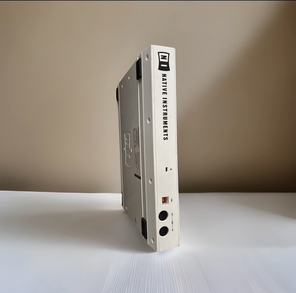 Native Instruments Maschine MK2 White MIDI Controller – Tested – Excellent Condi