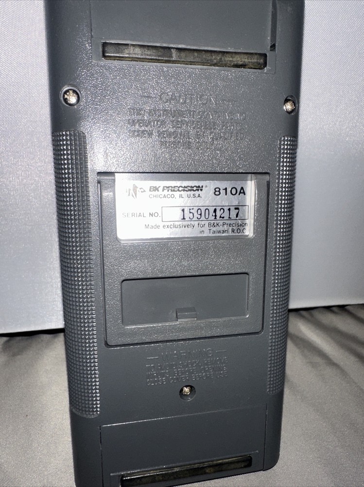 BK Precision 810A Capacitance Meter B&K