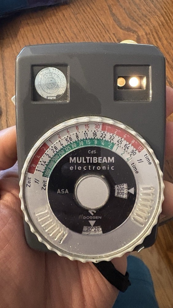 GOSSEN MULTIBEAM ELECTRONIC LIGHT METER CDS