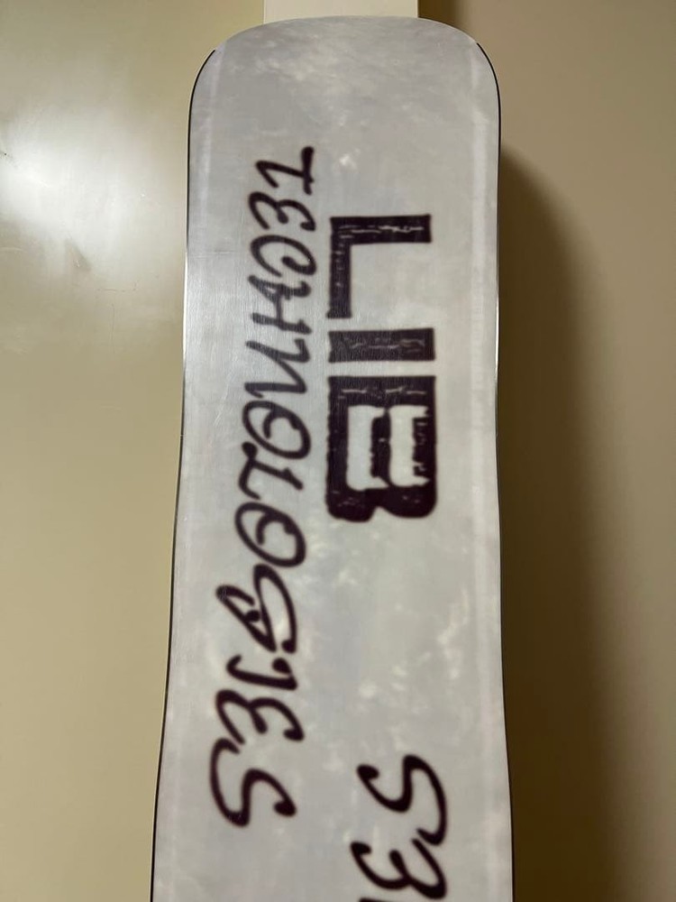 LIB TECH MC BUS IN DA BARREL Snowboard Size 154cm