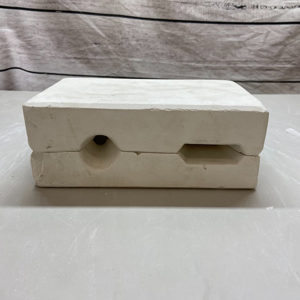 Ceramic Slip Casting Mold Handle Weaver #180