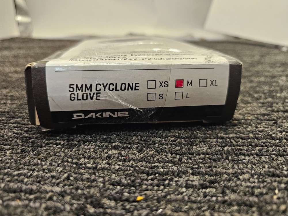 Dakine Cyclone Kiteboarding Gloves 5mm Medium Size