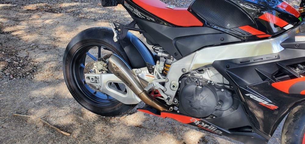 2021+ Aprilia Exhaust Bracket/Hanger
