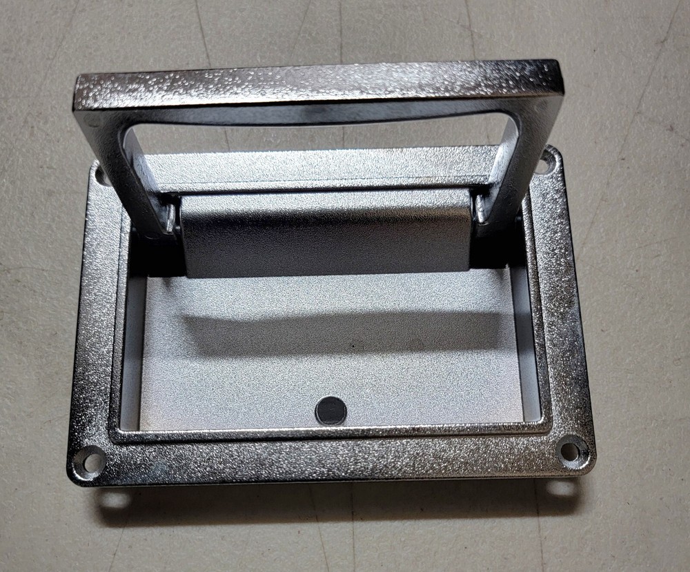 Recess+Spring Grab Handle (Silver)