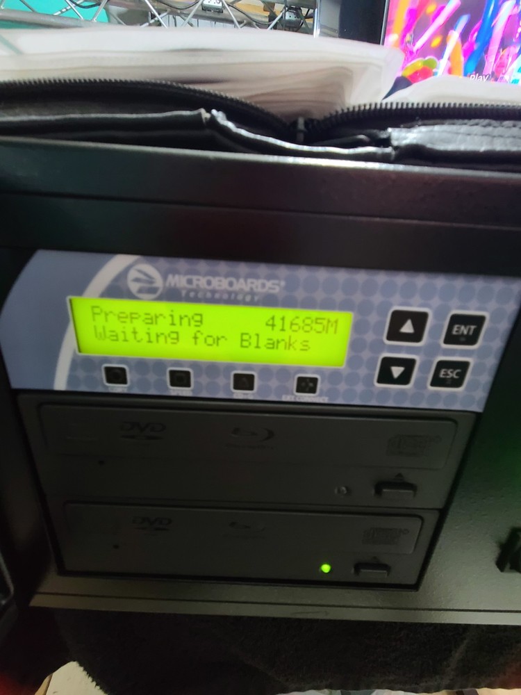 BLURAY DUPLICATOR MICROBOARDS TECHNOLOGY BD PROV3 1 TO 3 COPIES