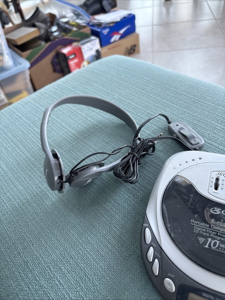 GPX Compact Disk Player