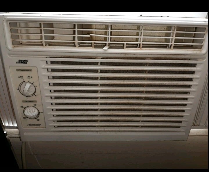 Arctic King 5000 BTU Window AC Unit
