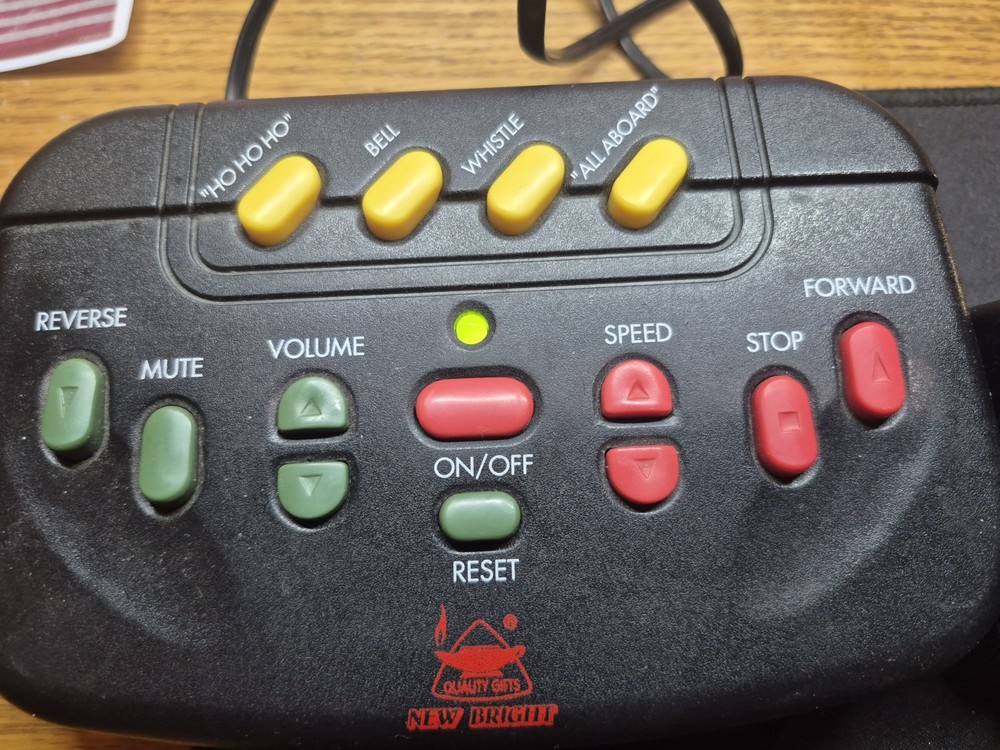 HOLIDAY EXPRESS POWER UNITS TRANSFORMER, TRACK UNIT AND CONTROLLER IN PERFECT CN