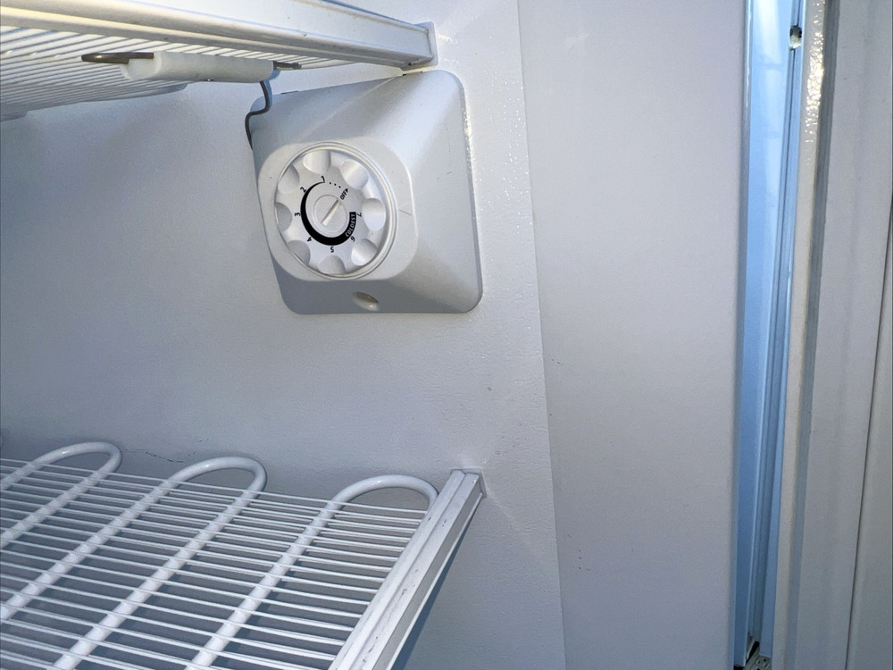 Thermo Electron U2020GA14 Commercial / Laboratory Refrigeration Component *COLD!