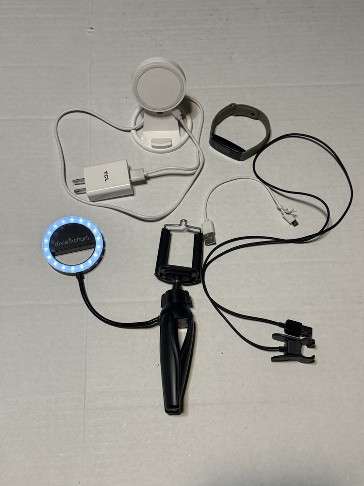 Lot electrical devices and charging cords ! as is