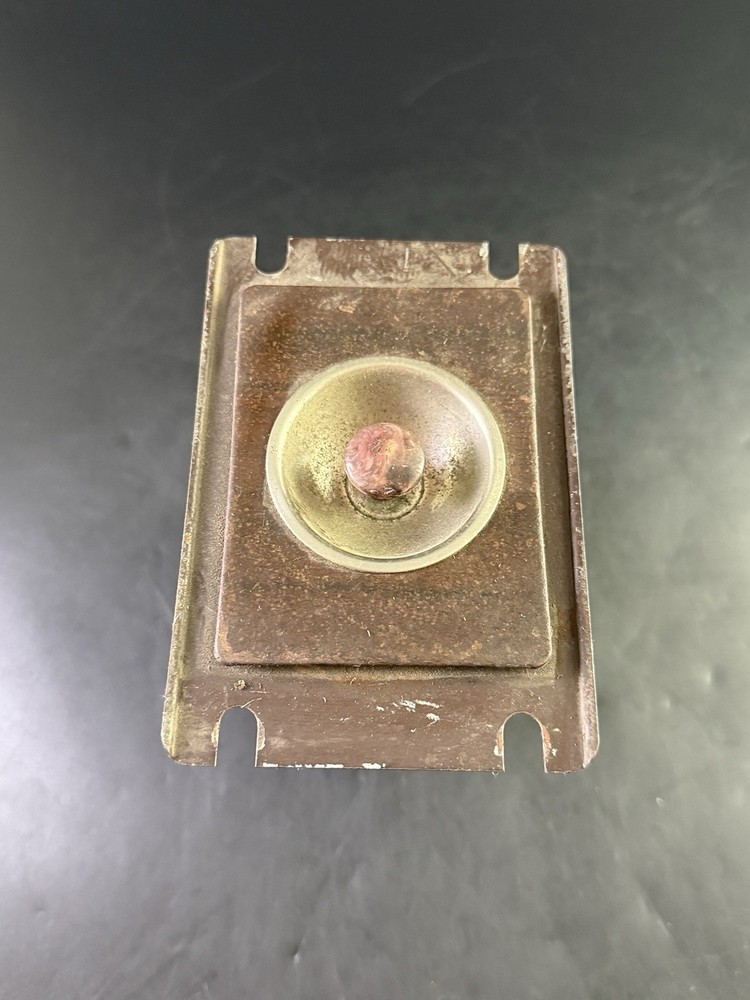 Antique Brass Toggle Switch Vk07