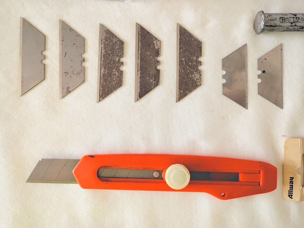 Assorted Utility Knives & Blades & More EUC