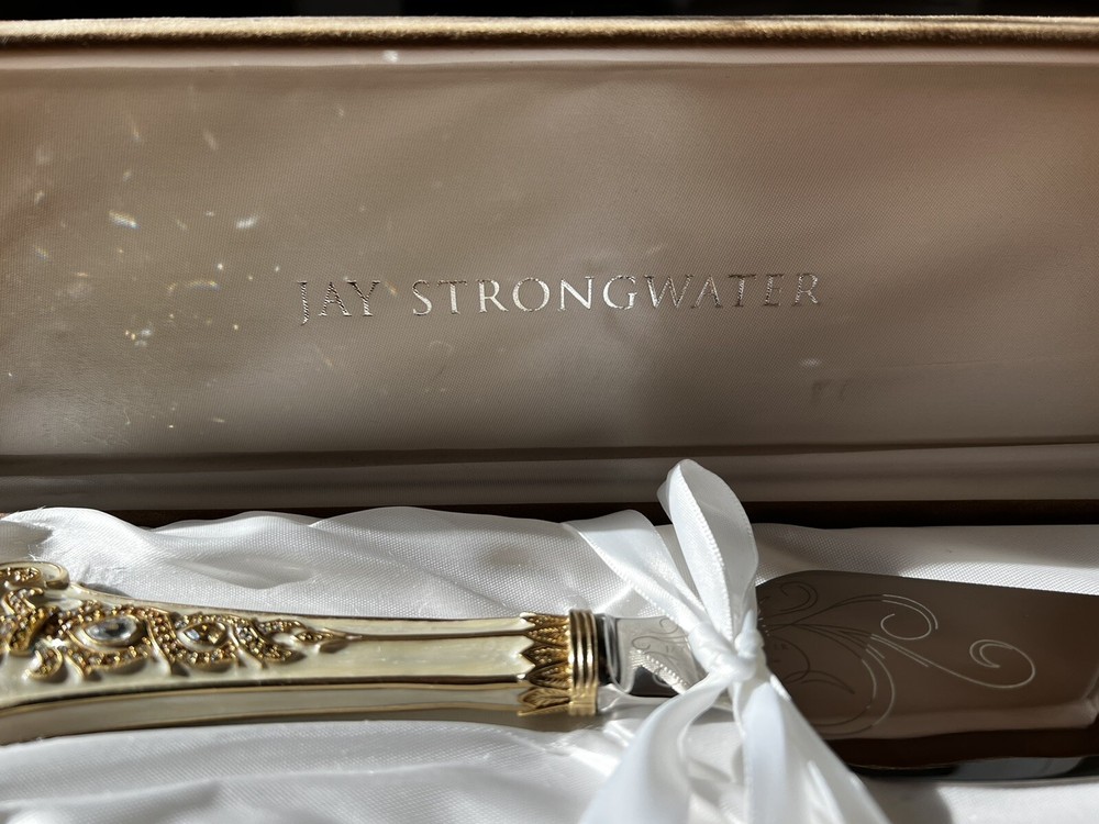 Jay Strongwater "Vivienne Duchess" Cake Knife