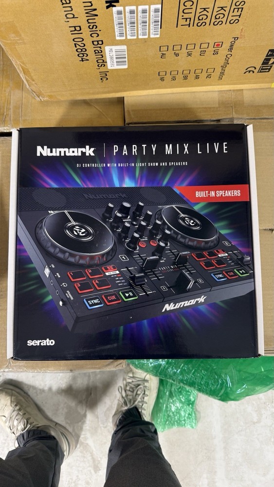 Numark Party Mix Live Double Deck Controller Built-in Speakers Light Show USB