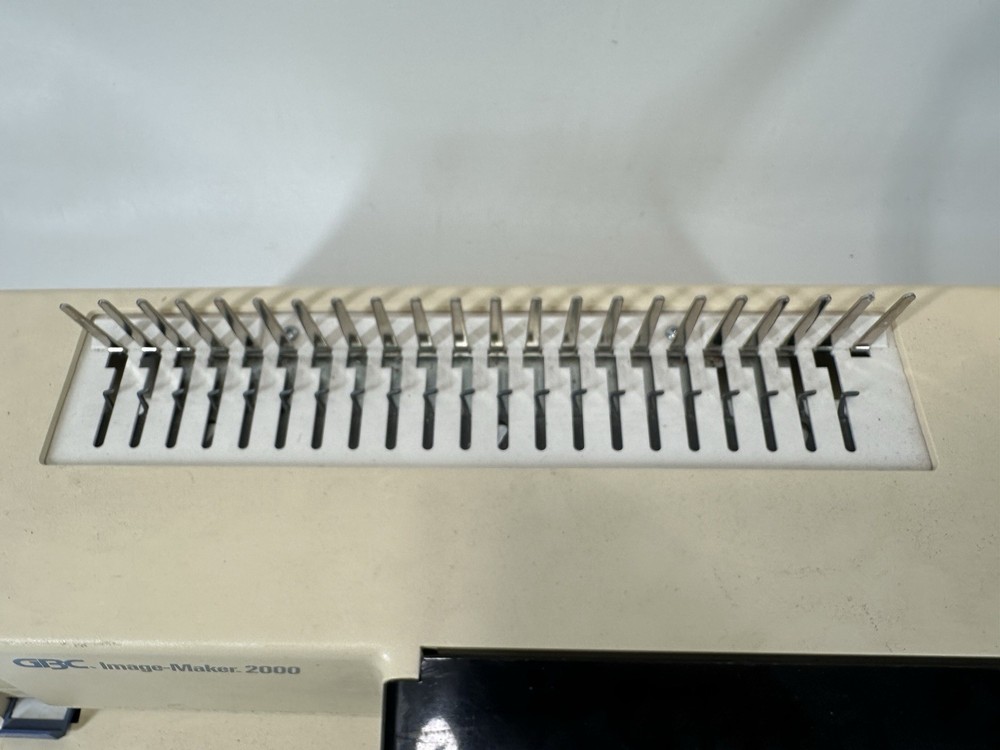 GBC Image Maker 2000 Comb Binding Machine