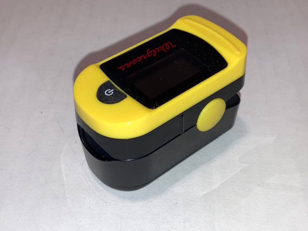 Walgreens Yellow / Black Finger Tip Oximeter SpO2 PRbpm