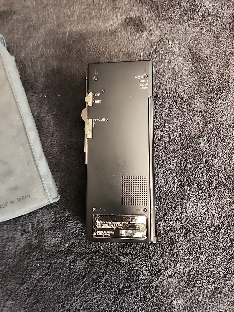 Sony BM-560 Microcassette Recorder & Player With Pouch Untested
